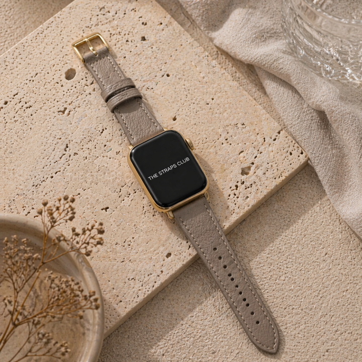 The leather Apple Watch Strap