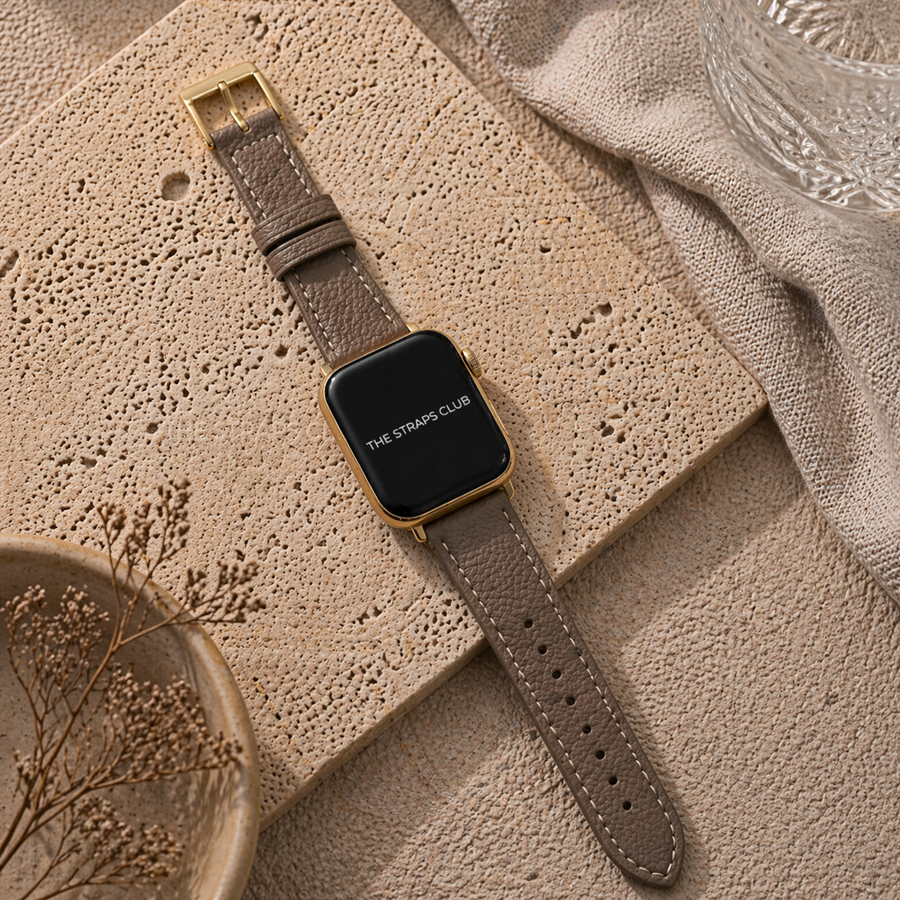 The leather Apple Watch Strap