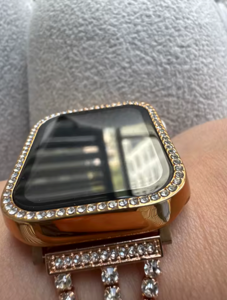 Looks So Luxurious