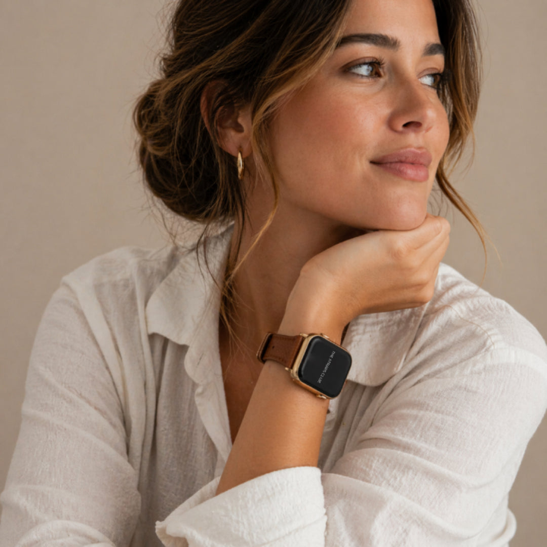 The leather Apple Watch Strap